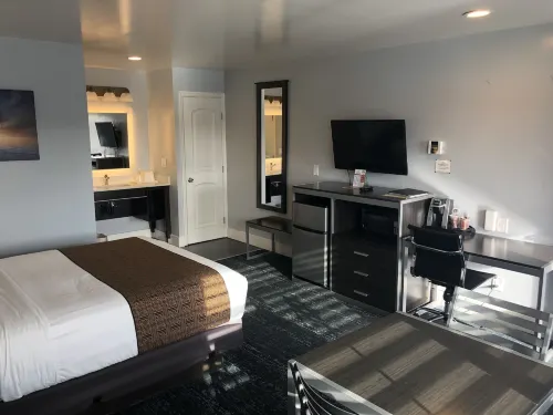 Pacific Inn Monterey Photos