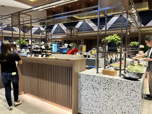 Travelodge Harbourfront Singapore Photos