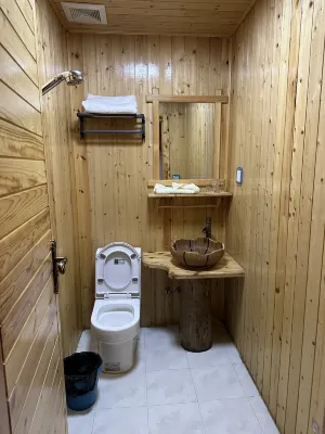 Romantic Tours in Arctic Village Camere Photos