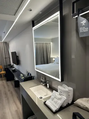 Maison Hotel Bangkok Kamar Photos