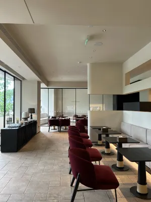 Lex Hotel Restauration Photos