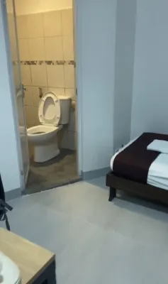 Aden Hotel Rooms Photos