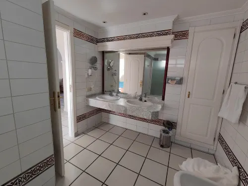 Santa Barbara Golf and Ocean Club Rooms Photos