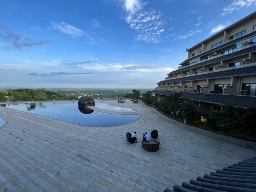 Wyndham Grand Plaza Royale Peach Blossom Hot Springs Resort Hunan Public Areas Photos