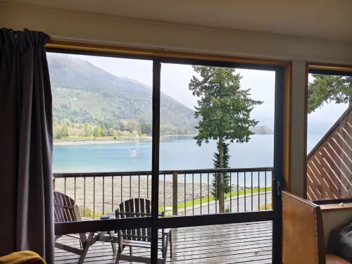 Hawea Hotel Photos