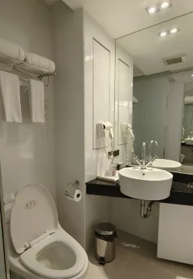 Sukhumvit Suites Hotel Camere Photos