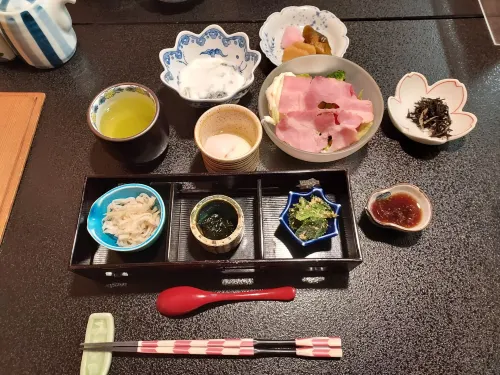 Hotel Hagoromo Makanan Photos