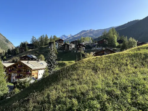 Matterhorn Focus Design Hotel À proximité de l'hôtel Photos