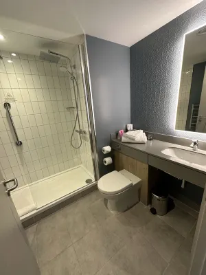 Leonardo Hotel Bristol City Huoneet Photos