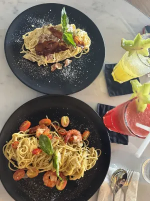 Abia Villa Legian Dining Photos