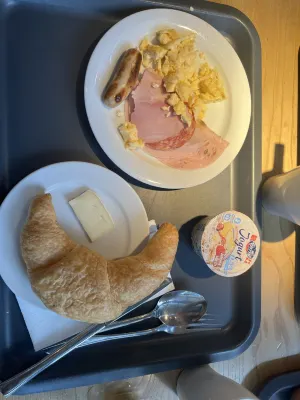 Ibis Zurich Adliswil Питание Photos