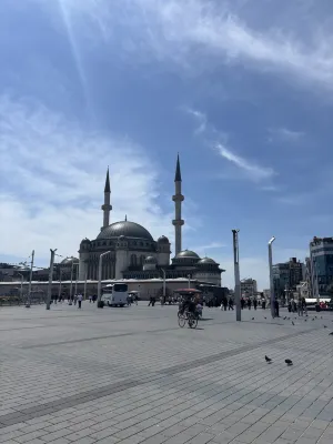 Titanic City Taksim À proximité de l'hôtel Photos