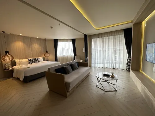 The SIS Kata Resort - Adult Only Kamar Photos