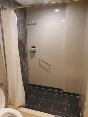 Hotel Santika Kelapa Gading Kamar Photos