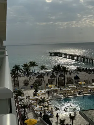 Newport Beachside Hotel & Resort Photos