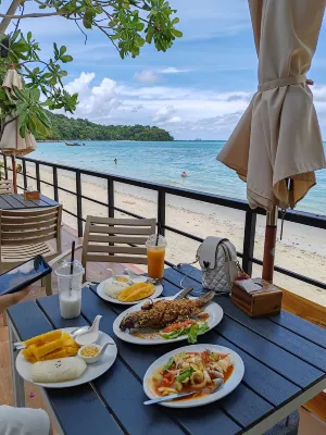Phi Phi Andaman Beach Resort Mahlzeiten Photos