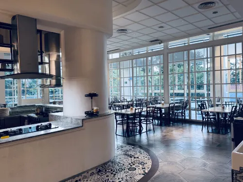 Kampi Hotel Tunjungan - Surabaya Ristorazione Photos