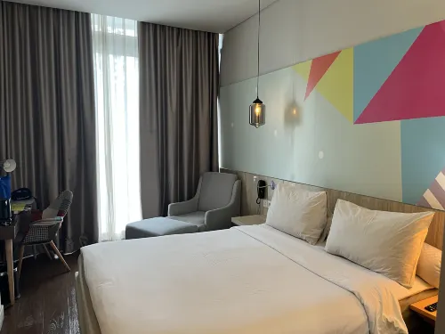 Ibis Styles Jakarta Sunter Kamar Photos
