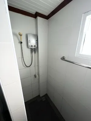 JJ Residence Rooms Photos