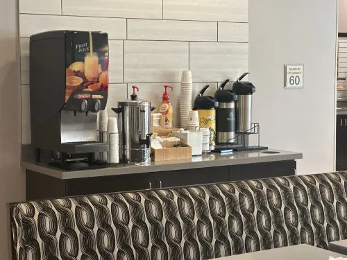 La Quinta Inn & Suites by Wyndham Modesto Salida Photos