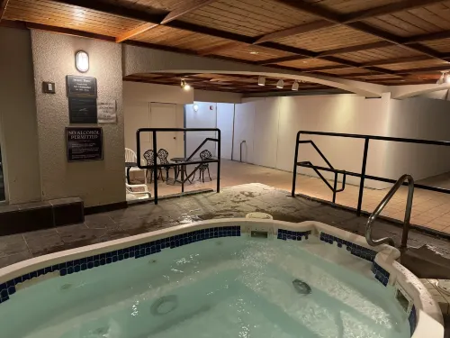 The Rundlestone Lodge Photos