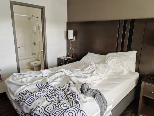 SureStay Hotel by Best Western Seaside Monterey Rooms Photos