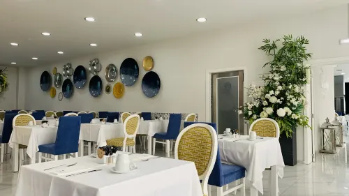 Hotel Cristal Porto Restauration Photos