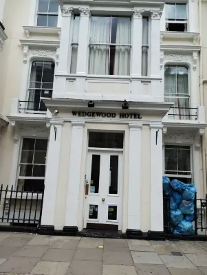 Wedgewood Hotel Photos