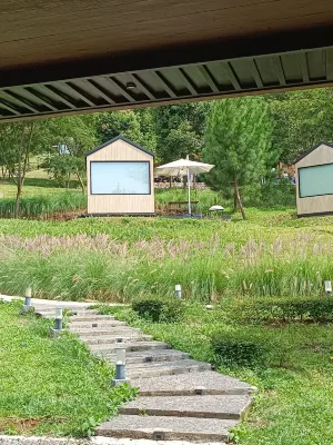 Bobocabin Gunung Mas, Puncak Dekat Hotel Photos