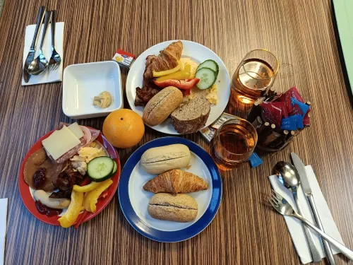 Ibis Styles Luzern City Restauration Photos