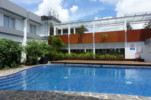 Dafam Hotel Cilacap Freizeit und Erholung Photos