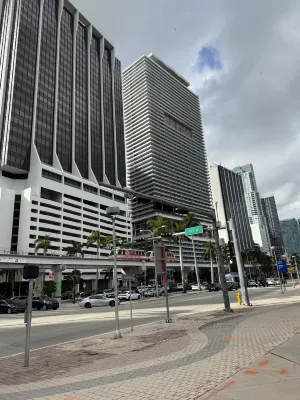 Courtyard Miami Downtown/Brickell Area Near Hotel Photos