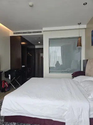 The Hanoi Club Hotel &  Residences Phòng Photos