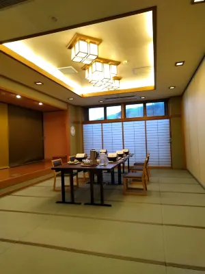 Atagawa Prince Hotel Restauration Photos