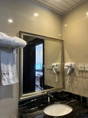Ukelai Hotel Camere Photos