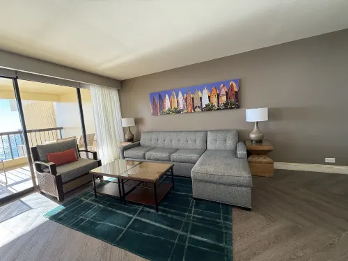 Aston Waikiki Beach Tower Kamar Photos