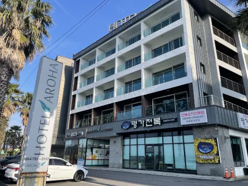 Hotel Aroha Extérieur Photos