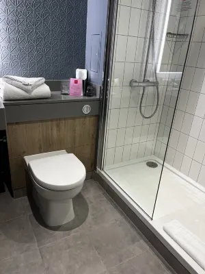 Leonardo Hotel Bristol City Huoneet Photos