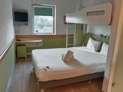 Ibis Budget Leeds Centre Crown Point Road Chambres Photos
