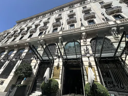 Four Seasons Hotel Madrid Esterni Photos