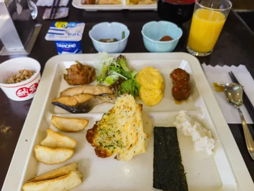 Hotel Sunlite Shinjuku Dining Photos