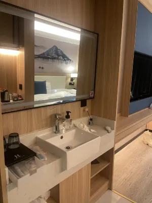 H Hotel Camere Photos