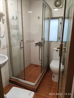 Holiday Hotel Chambres Photos