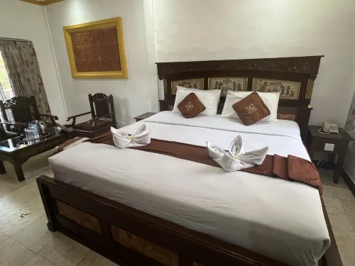 Melasti Kuta Beach Hotel & Spa Kamar Photos