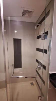 Novena Hotel Kamar Photos