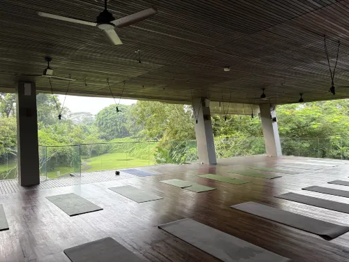 Maya Ubud Resort and Spa Area Publik Photos