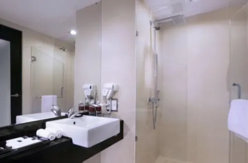 Grand City Hall Hotel Kamar Photos