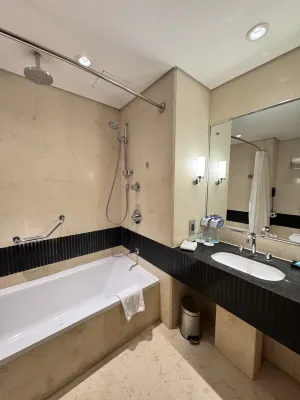 Le Meridien Cairo Airport Rooms Photos