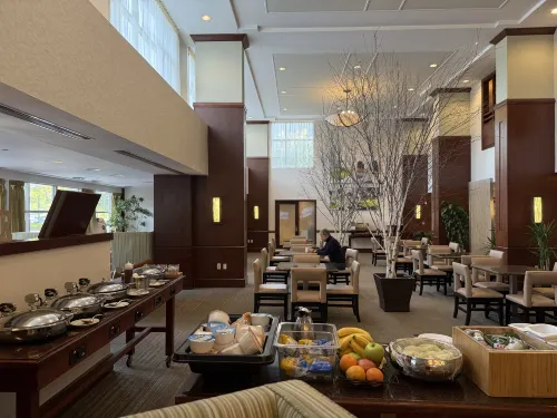 DoubleTree by Hilton Hotel Boston Bayside Dining Photos