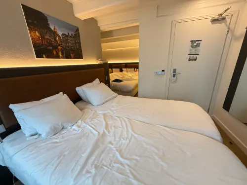 Avenue Hotel Rooms Photos